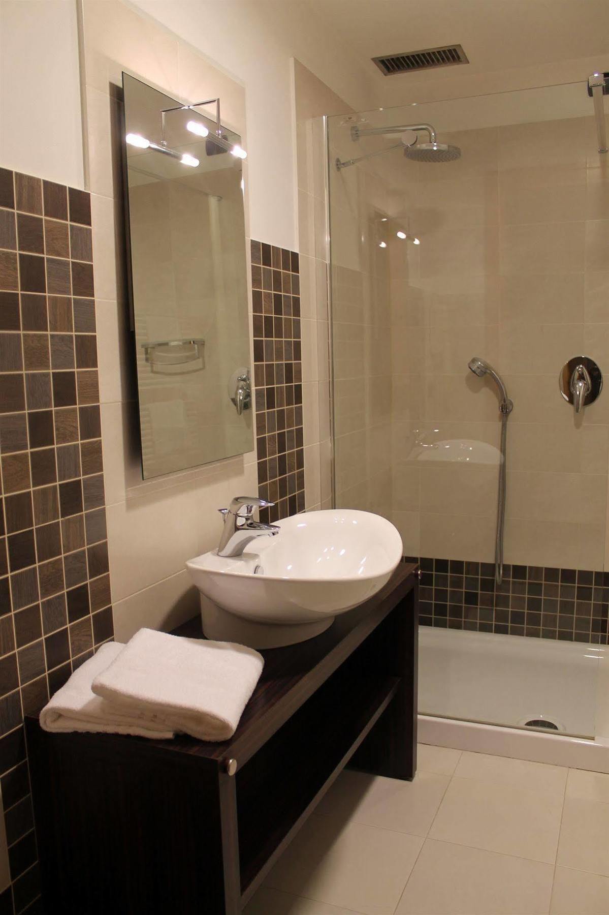 Motel Futura 4*